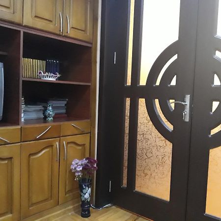Madona'S House Apartment Batumi Exterior foto
